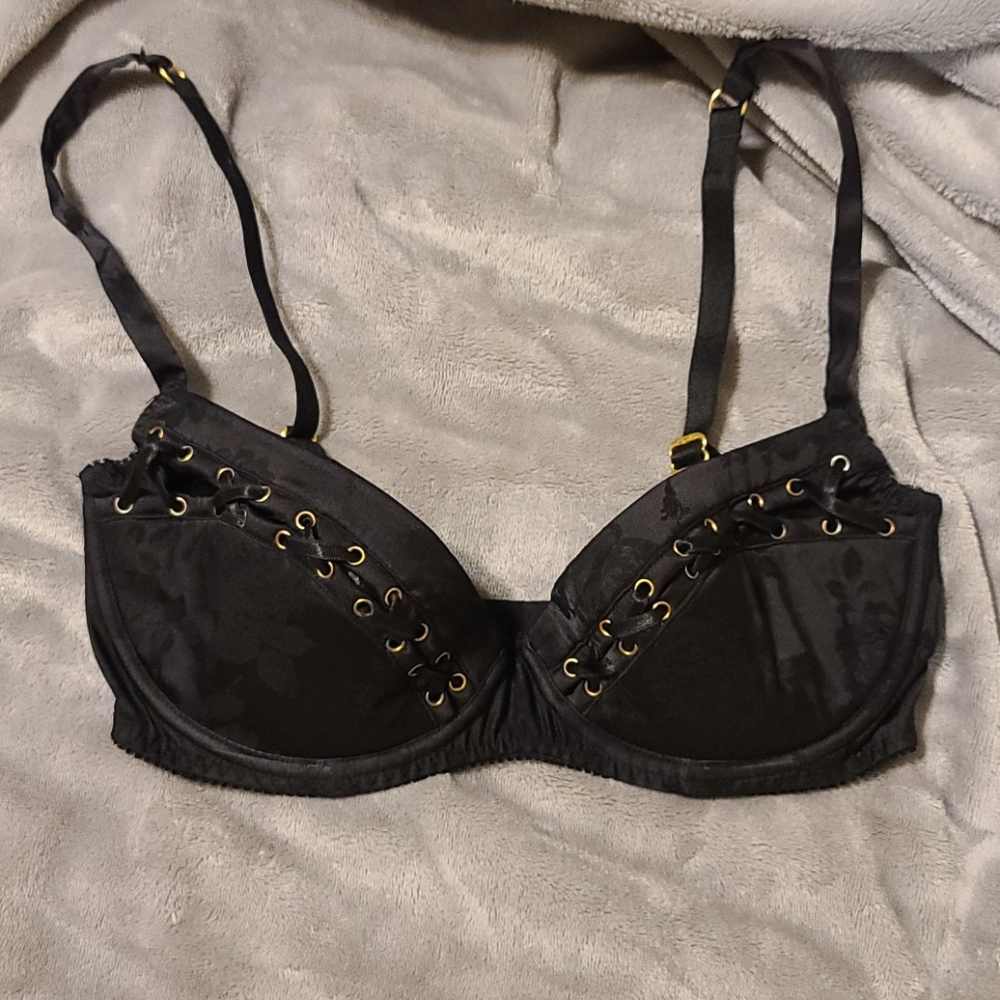 Bra